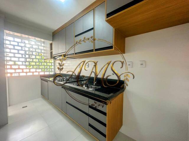 Apartamento para Venda em Santos - 2