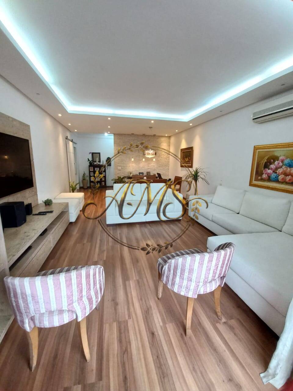 Apartamento, 3 quartos, 147 m² - Foto 1