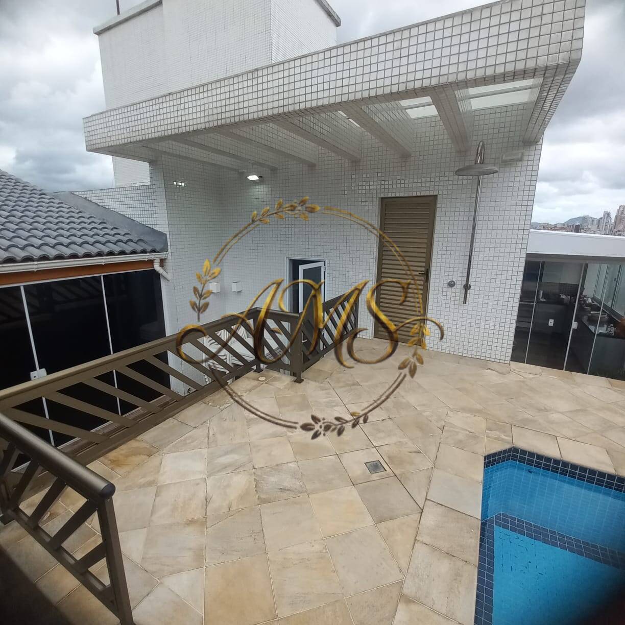 Apartamento, 3 quartos, 270 m² - Foto 2